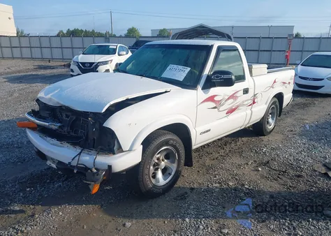 2002 Chevrolet S-10 Ls from USA, damaged, VIN 1GCCS145928183227
